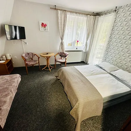 Dom Gościnny Bogdanówka Nocleg ze śniadaniem 3*